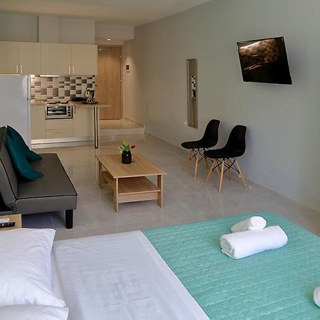 Menta Studios Thessalonique Extérieur photo