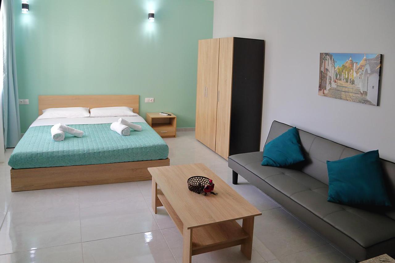 Menta Studios Thessalonique Extérieur photo