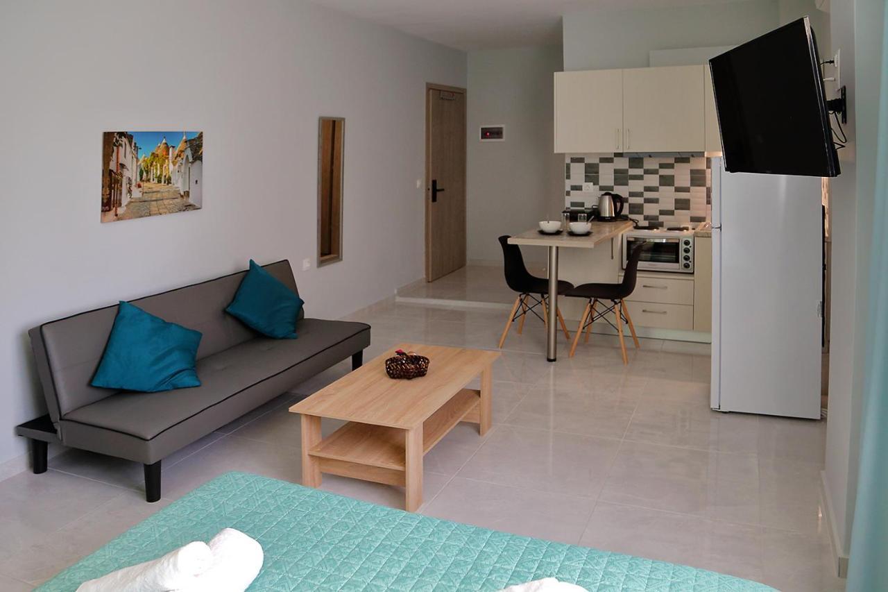 Menta Studios Thessalonique Extérieur photo